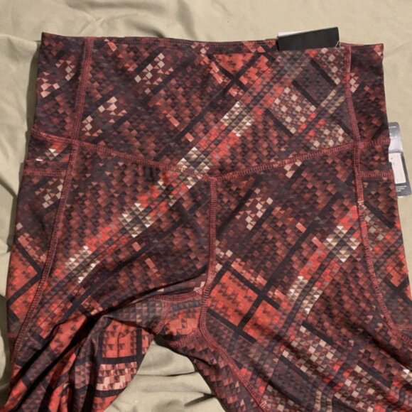 Champion Master Plaid Red High Rise Sculpt Leggings Women’s Med 7/8 Side Pockets - Picture 10 of 10